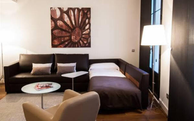 Izaka Apartments D377