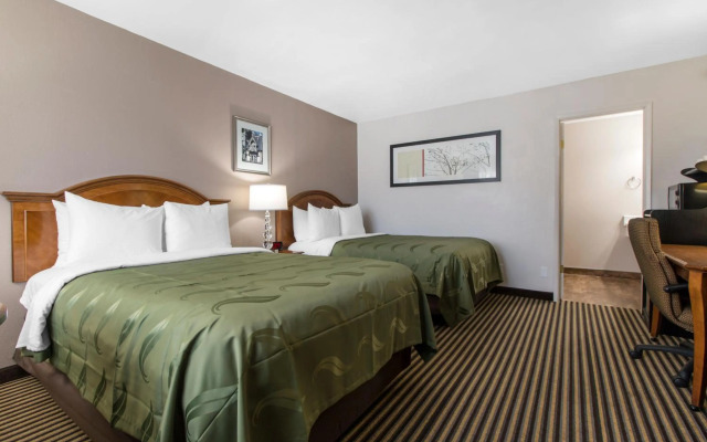 Ramada Bayside Inn & Suites Eureka