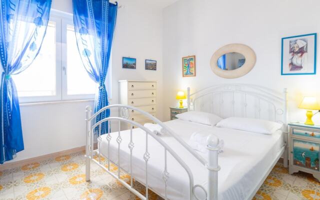 Panorama Blu in S Archittu