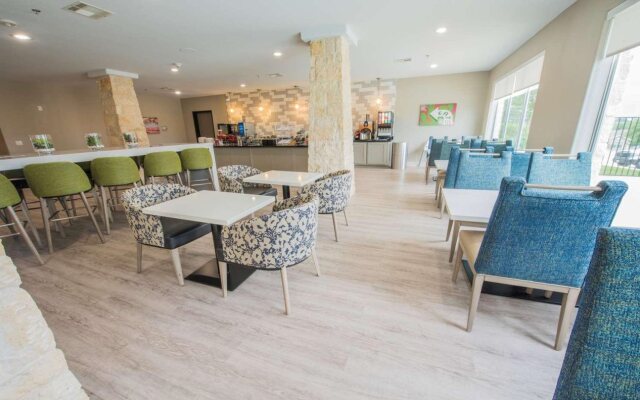 Best Western Plus Killeen/Fort Cavazos Hotel & Suites