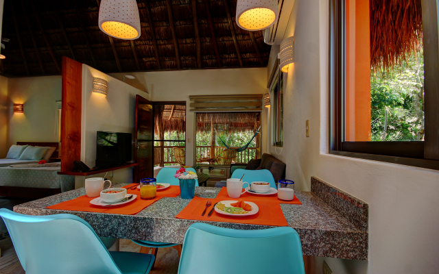 Riviera Maya Suites