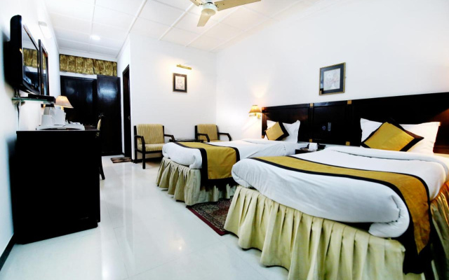 Hotel Yatrik