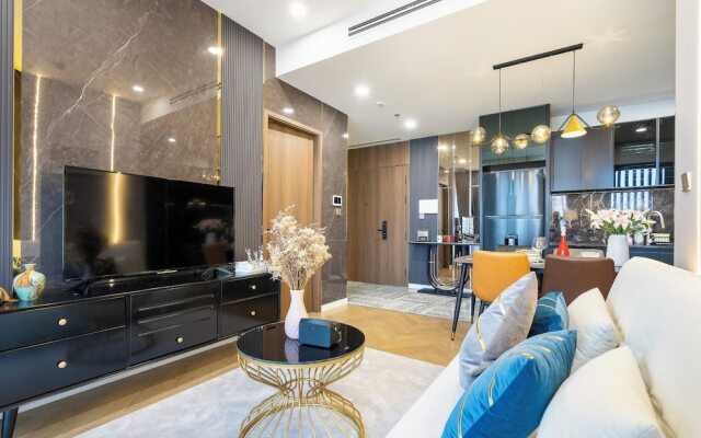 Bluesky Lumiere Riverside Luxury