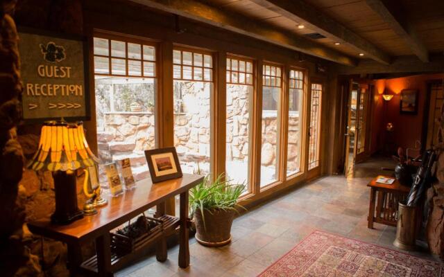 Lodge At Sedona