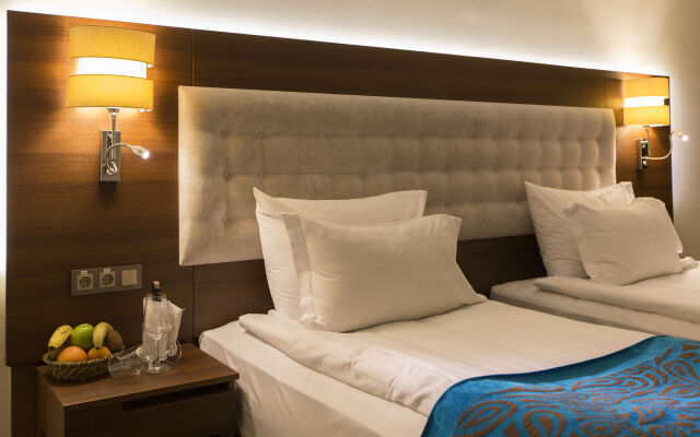 Teymur Continental Hotel
