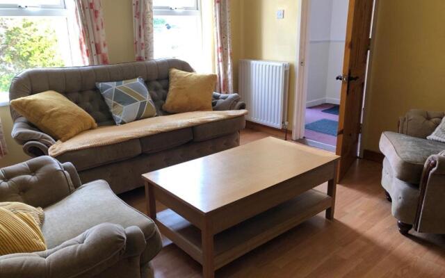 Conveniently situated three bedroom townhouse