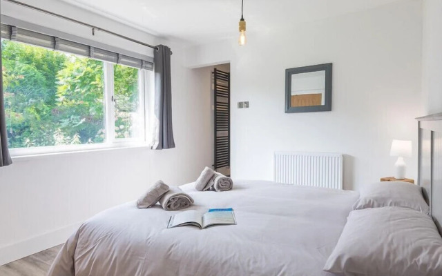 Greenaway, 4 Rockhaven Gardens