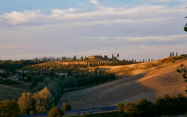 Farmhouse in Tuscany Near Siena & Hot Springs