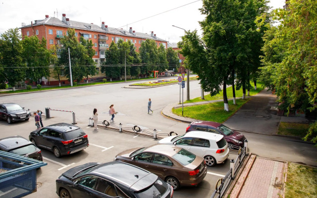 Апартаменты Эксперт Сити на ул. 50 лет октября, д. 13