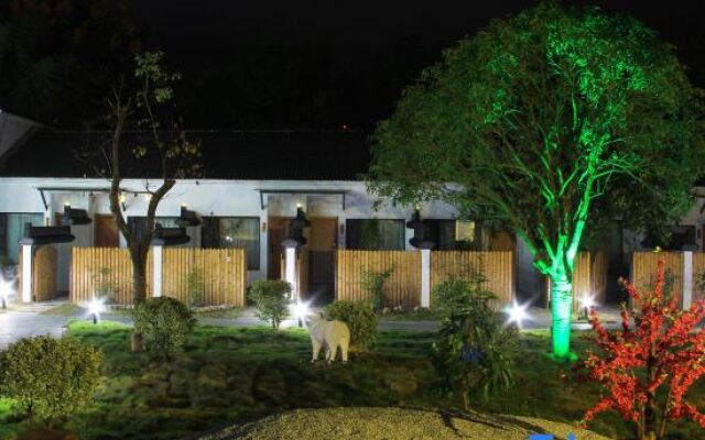 Weiduo Bieyuan Hostel