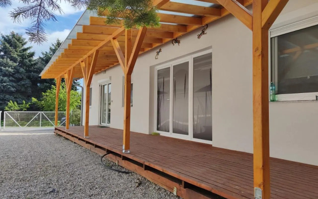 Friends & Family Apartmanok Velence