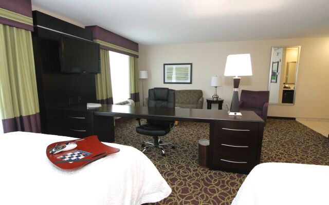 Hampton Inn & Suites Sandusky/Milan