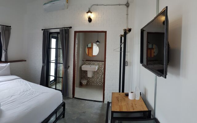 V1 Room Hotel