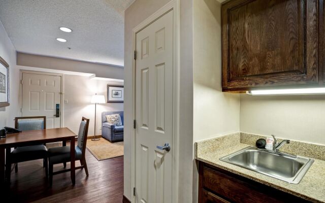 Homewood Suites by Hilton Windsor Locks Hartford