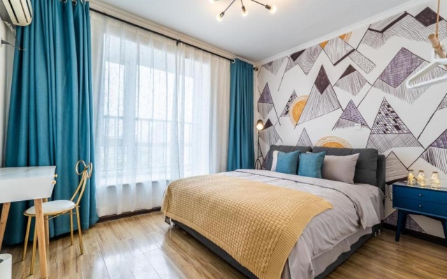 Zhengzhou Jinshui · North 3rd Ring Huayuan Road·Locals Apartment · 00174560 – Guest Rooms – Zhengzhou