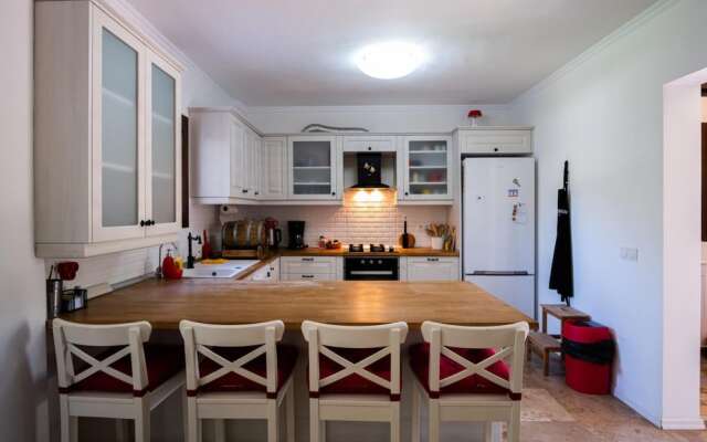 Refreshing Home With Garden in Torba Bodrum