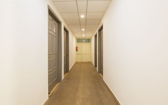 Treebo Noida Express