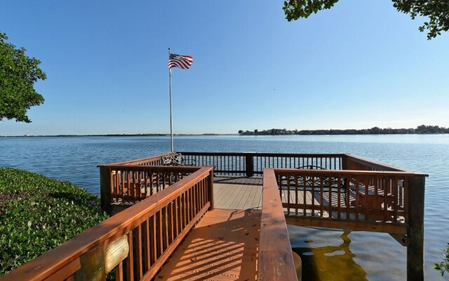 Runaway Bay 162 - 1542987