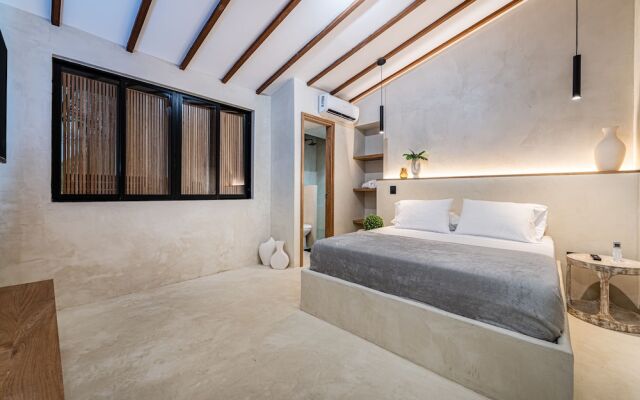 Provenza Luxury Residence by HOUSY HOST