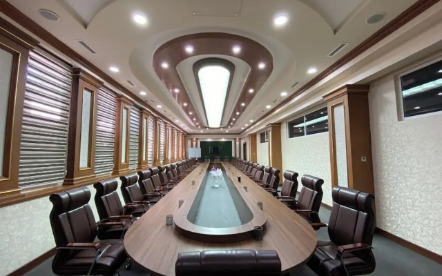 Akhsikent Hotel
