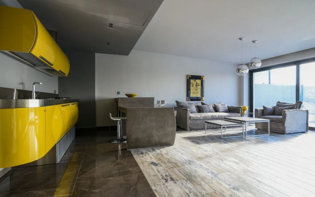 Villa Selenia Gold