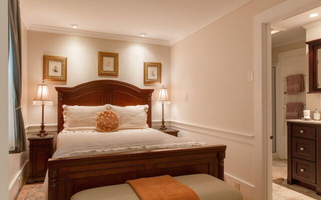 Seven South Street Inn B & B