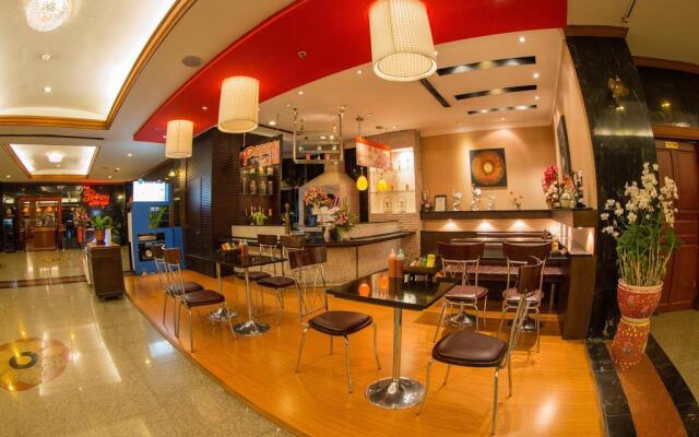 Town In Town Hotel Bangkok