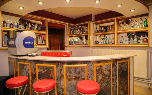 Emin Koçak Thermal & Spa - Convention Center