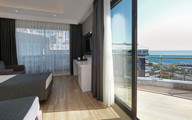 Kaila Beach Hotel - All Inclusive