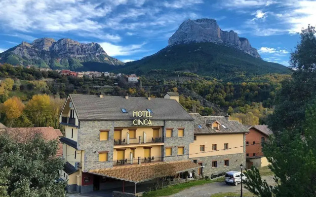 Hotel Cinca