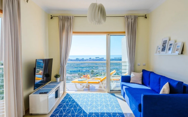 BnB Homes Apartment With Sea View 3 Terraces