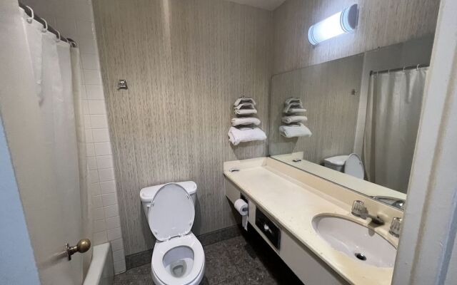 Casa Playa Inn & Suites Stanton Anaheim Area