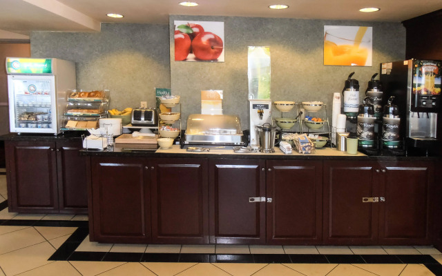 Quality Inn & Suites