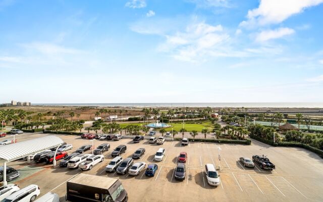 Crb0515 4 Bedroom Condo