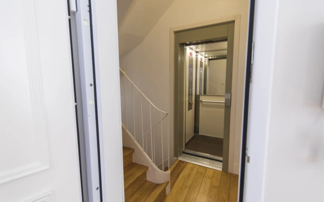 Cozy Flat in the Heart of Alfama