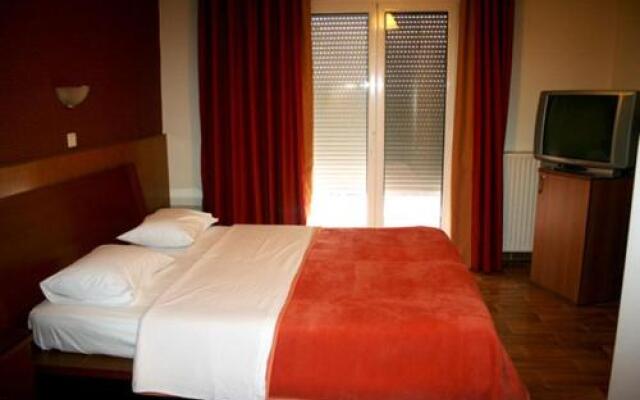 Giannis Hotel