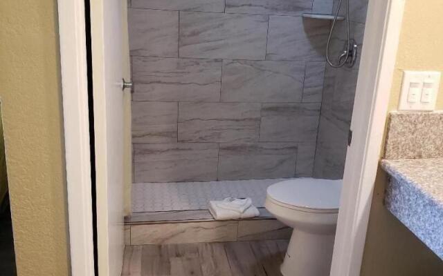 University Inn Fresno