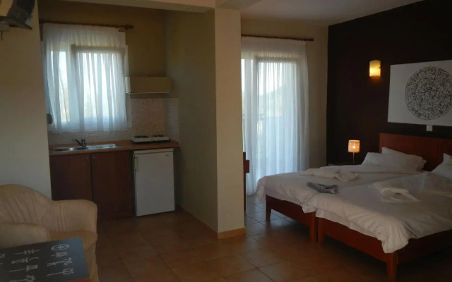 Ampelia Hotel