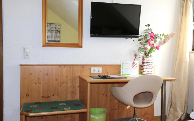 Hotel Avenue Altenfurt