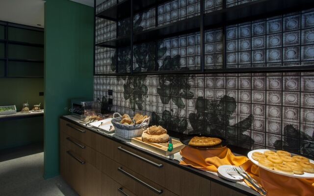 Отель Best Western Plus Dimora del Monaco