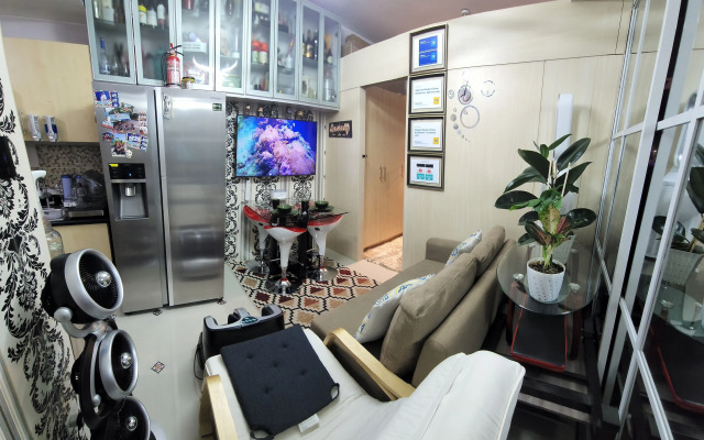 1BR Cityscape at Grass Residences