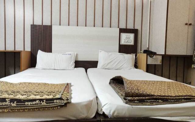 Hotel Abhiman by iROOMZ