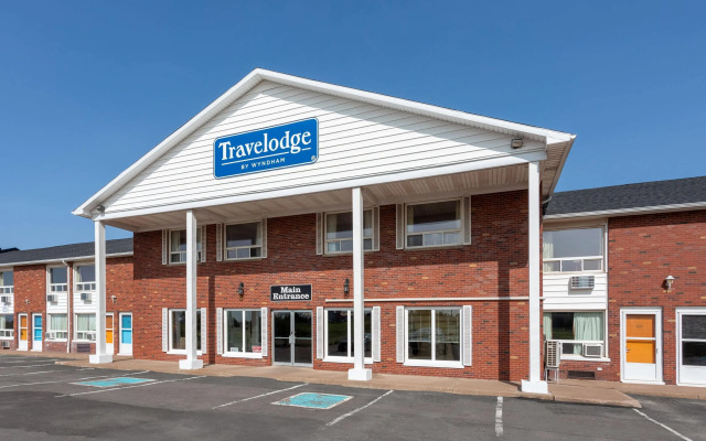 Travelodge by Wyndham Amherst