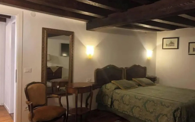 Savoia & Jolanda Apartments