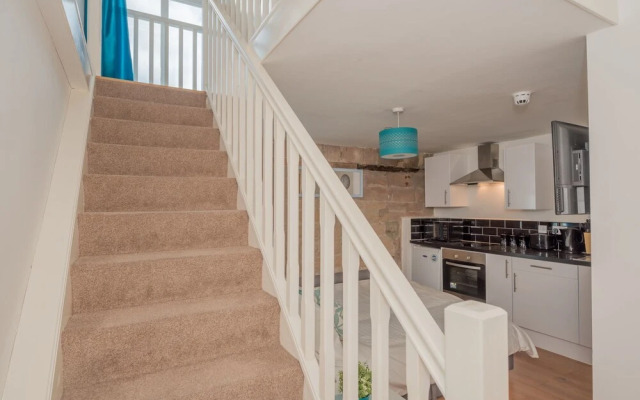 Kirkstall Bridge Apartments - 25