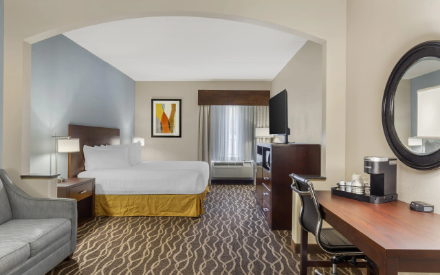 Best Western Plus Suites-Greenville