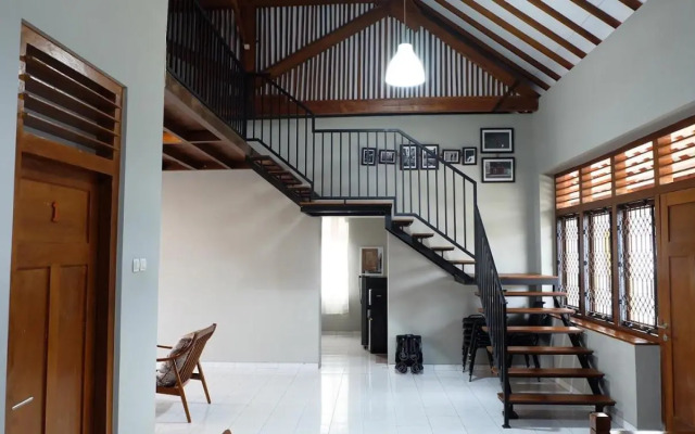 Omah Dronjongan Homestay Yogyakarta