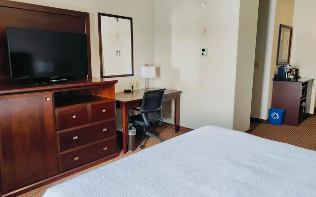 Coast Weyburn Hotel