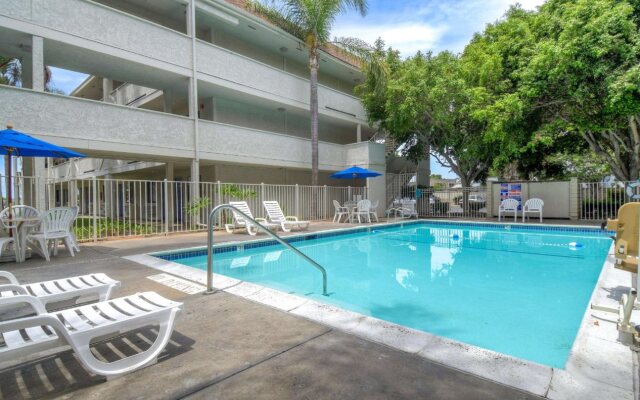 Motel 6 Chula Vista, CA - San Diego