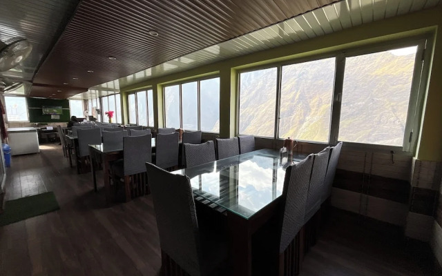 J M S Guest House